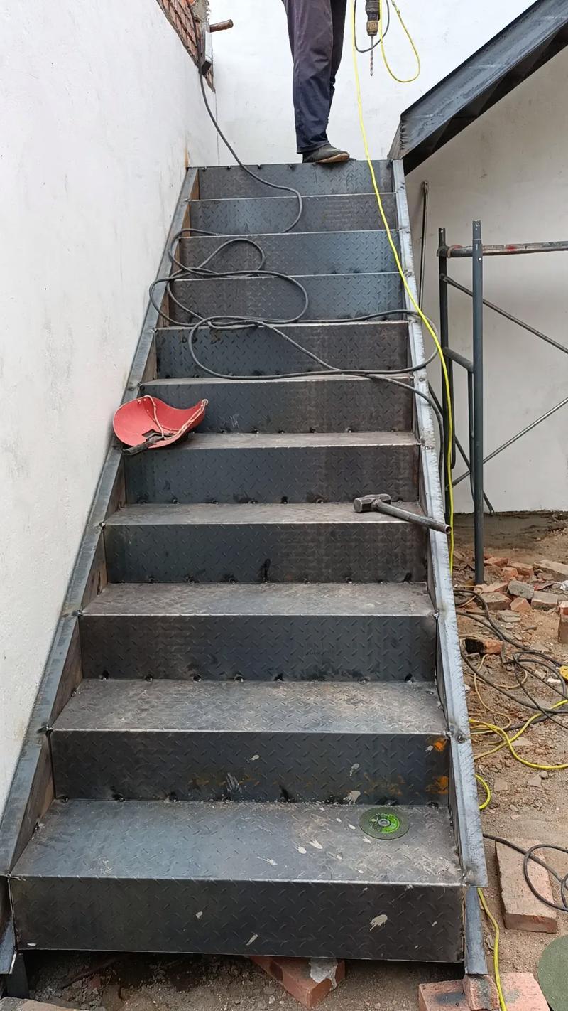 钢结构安装行业的未来趋势：解读与预测
